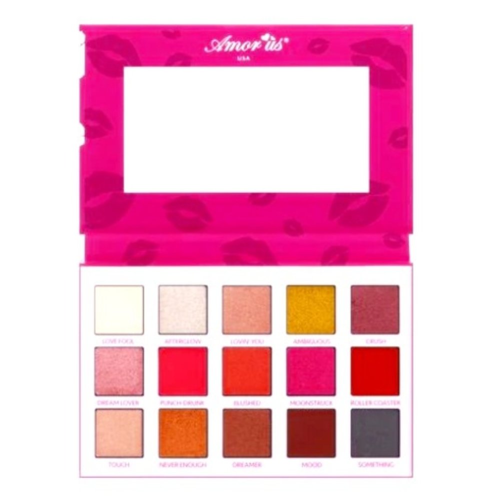 AMOR US HEY, BABE 15 PRESSED PIGMENT PALETTE